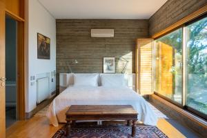 Paradise Peek, Platres