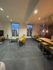 Appart 110m2 quartier médiéval - 热尔扎