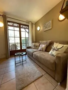 "La clé dorée" Appartement belle vue montagne - 科特雷