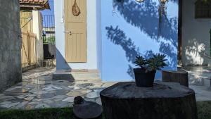 Hospedaria Recanto do Bem-te-vi - Kitinete e suite