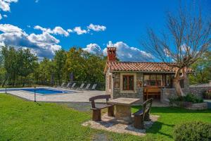 Holiday home Eda 