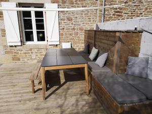 Appartements Maison de bourg Bord de Rance Proximite des plages : photos des chambres