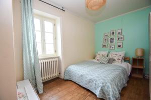 Appartements Maison de bourg Bord de Rance Proximite des plages : photos des chambres