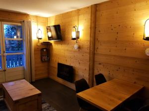 Chalet De Larbaron - Studio entièrement rénové · Balcon · Parking couvert MAE-7347