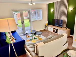 A vibrant 3-bedroom house with ample parking