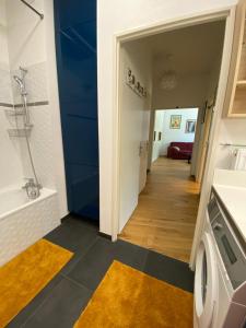 Appartements Strasbourg 3 pieces Vue sur le jardin : photos des chambres