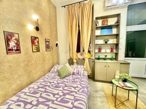 Romance Residency with Finn Sauna