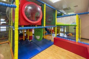 Lux two br w Sea Views from rooms in Dubai Marina