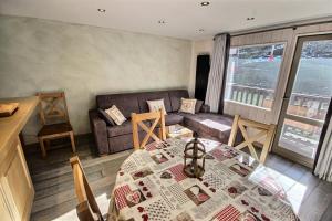Résidence Les Cembros - Bel appartement cosy pour 4 personnes à Méribel Mottaret MAE-8944