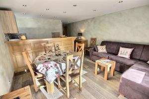 Résidence Les Cembros - Bel appartement cosy pour 4 personnes à Méribel Mottaret MAE-8944