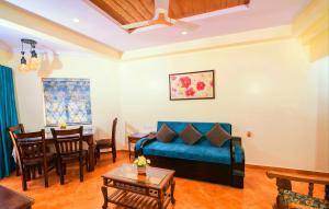Golden Sea Shell 1 bhk Beach apartment
