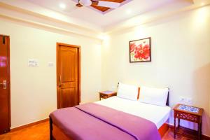 Golden Sea Shell 1 bhk Beach apartment
