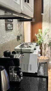 شقة فخمة قريب البوليفارد بدخول ذاتي