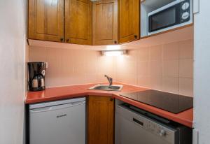 Résidence Les Hauts De Preclaux - Appartement avec 2 chambres aux Orres 1800 MAE-8241