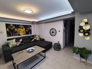 Anastasias apartment with yard