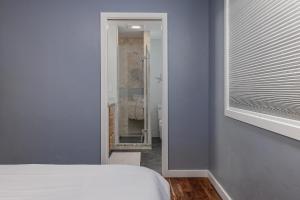 Cozy City Stay, 3bdrm near Airport