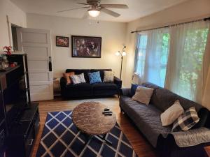 Cozy 3 Bedroom House in Downtown Ithaca