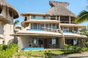 Villa Ana lujo con vistas al mar - La Majahua