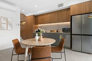 Coogee Beachside Hideaway #3 - Private 1BR, Pet Friendly Retreat