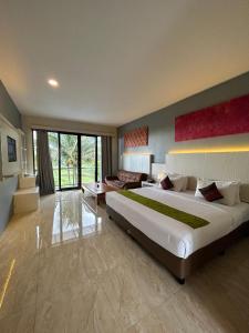 Grand Harvest Resort & Villas