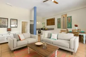 Tallywood 3 The Hacienda 2bed pets yard pool - 布里斯班