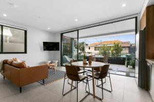 Coogee Beach Escape #4 - Quiet, Modern 1BR Perfect for Pets