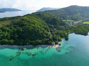 Lonos Circle Ocean View Room