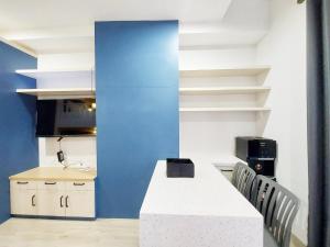 Cozy Stay Studio at Mataram City Apartment By Travelio