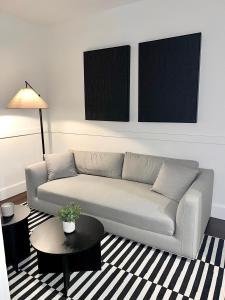 Modern Luxury Apartment in City