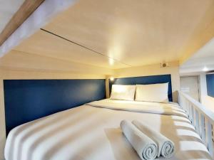 Cozy Stay Studio at Mataram City Apartment By Travelio