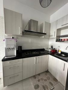 Kyra The Heights Residence Condo Ayer Keroh Melaka WiFi, Netflix & Pool