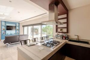 Departamento 5, Tulum Country Home, con Muelle de Pesca, Club de Playa, Alberca, Cenote y Campo de Golf, Contrata Day Pass Bahia Principe