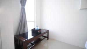 Nice and Comfy Studio at Orchard Supermall Mansion Apartment By Travelio