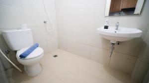 Nice and Comfy Studio at Orchard Supermall Mansion Apartment By Travelio