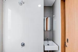 Homey and Simply Look Studio Room Apartment B Residence By Travelio