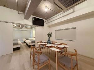 NaouBLD - Spacious 2BR Apartment in Hatchobori - Sleeps 10 Comfortably