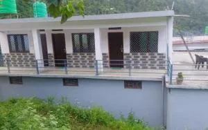 Hotel Sarthak Bed n Breakfast by StayApart - Gaurikund