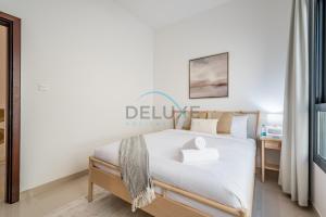 Best Deal 3BR plus maids with Pool Perfect for Groups by Deluxe Holiday Homes