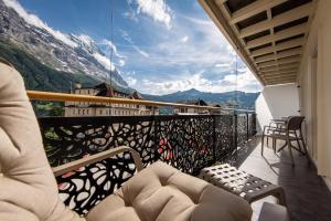Deluxe Double Room Eiger View with balcony room in Hotel Kreuz&Post**** Grindelwald