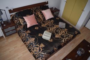 Orchidée SPA Apartment with Jacuzzi close by Laufen