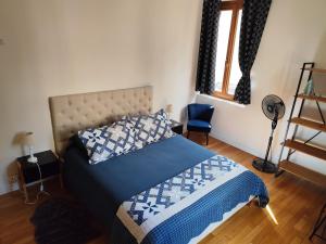 Appartements 2 pieces totalement renove au coeur de Bourges : photos des chambres