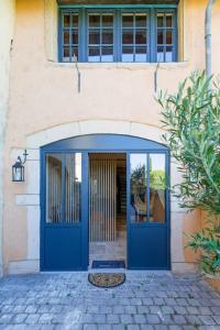 Maisons de vacances Au Milieu des Secrets : Maison 2 Chambres