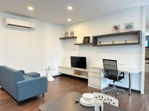 Silksky Cozy Studio -1BR 3pax - Near The MINES, UTAR, UPM, Serdang, Cheras Selatan - Free Parking, Netflixm high Speed WIFI
