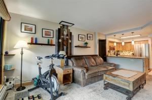 MP615S and MP617H Mountain Plaza 1BR 2BA Hot Tub condo