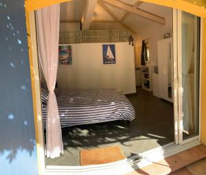 Sous les pins parasols