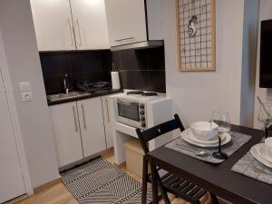 Urban minimalistic maisonette!