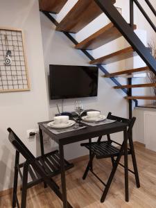 Urban minimalistic maisonette!