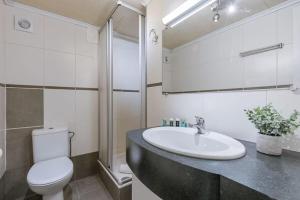 Marvin by BLOSS sunny studio near the sea