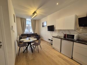 Modern apartment near Avenue Louise