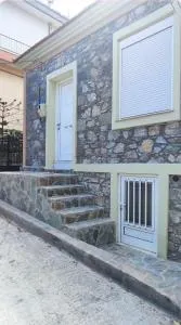 Mytilene Stone House - Pyrgi Thermis